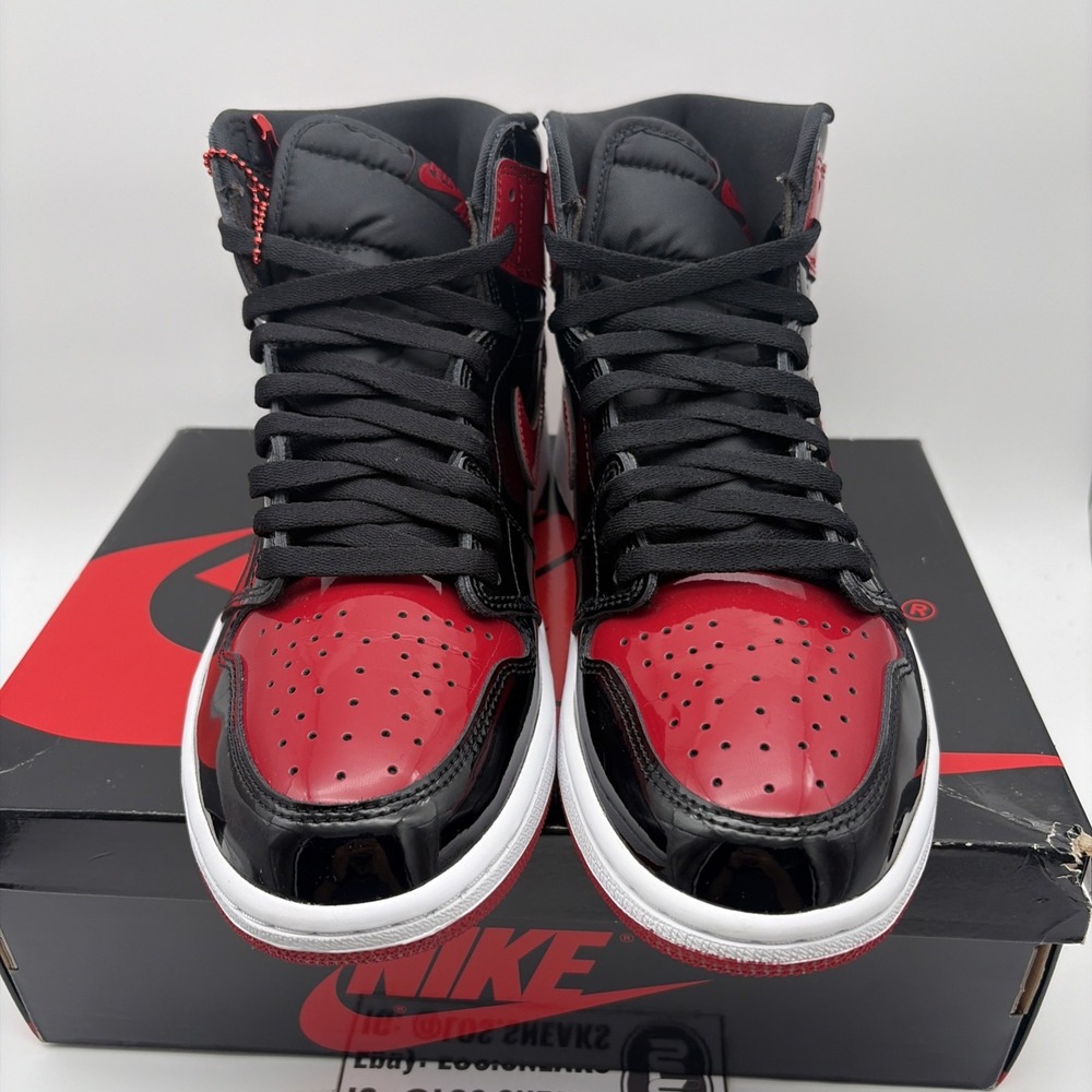 Size 9.5 - Jordan 1 Retro OG High Patent Bred (555088-063) - Picture 3 of 11